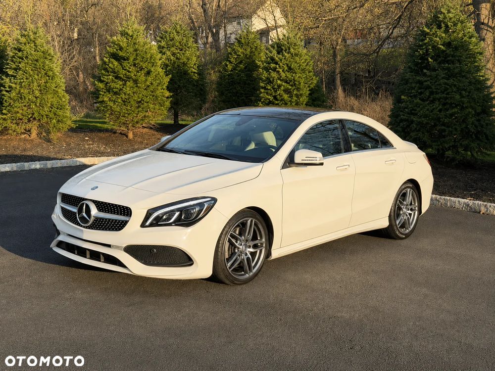 Mercedes-Benz CLA 250 4-Matic AMG Line - 1