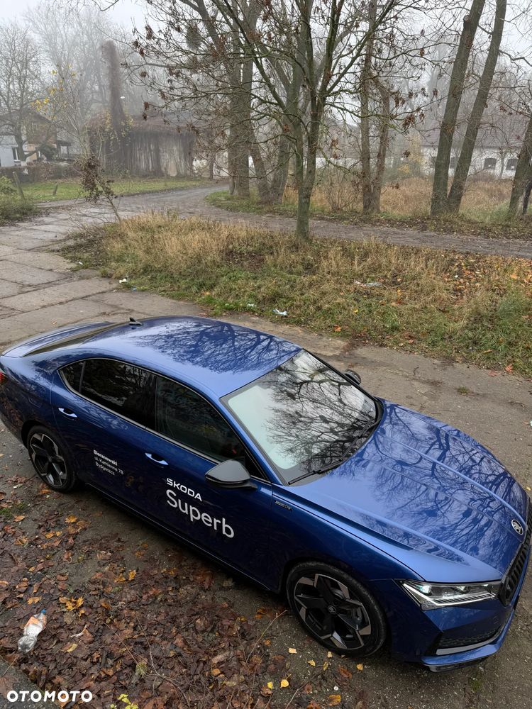 Skoda Superb 2.0 TSI Sportline DSG - 19