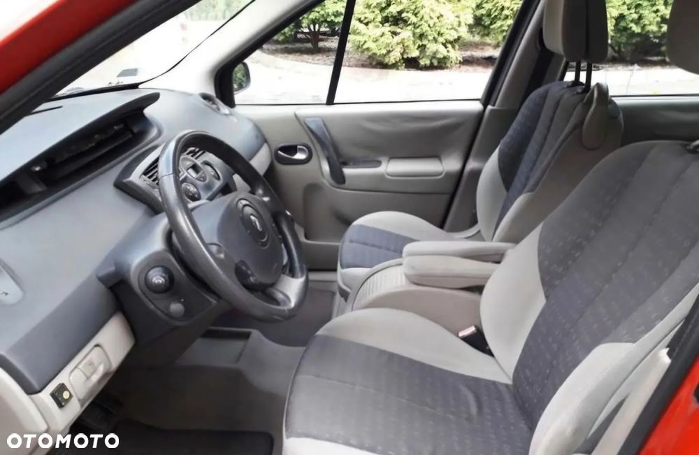 Renault Scenic - 4