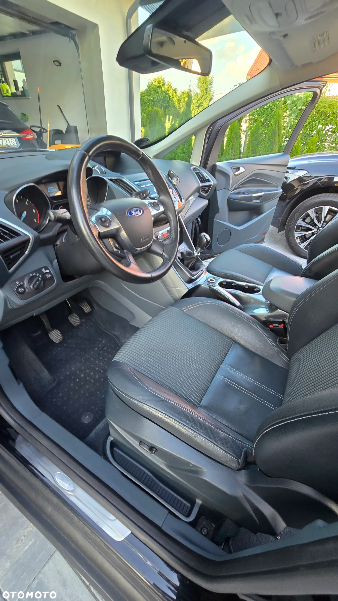 Ford C-MAX 2.0 TDCi Titanium - 23