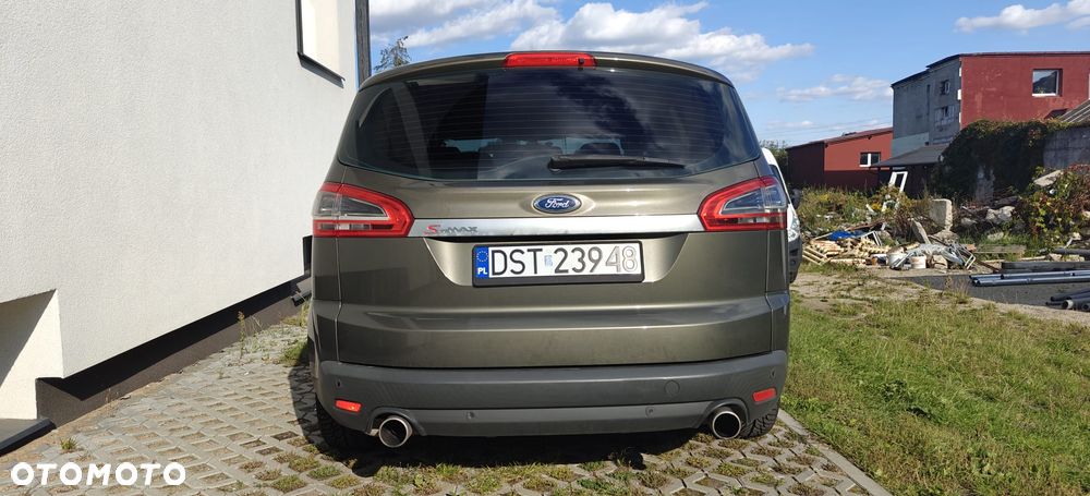 Ford S-Max - 24