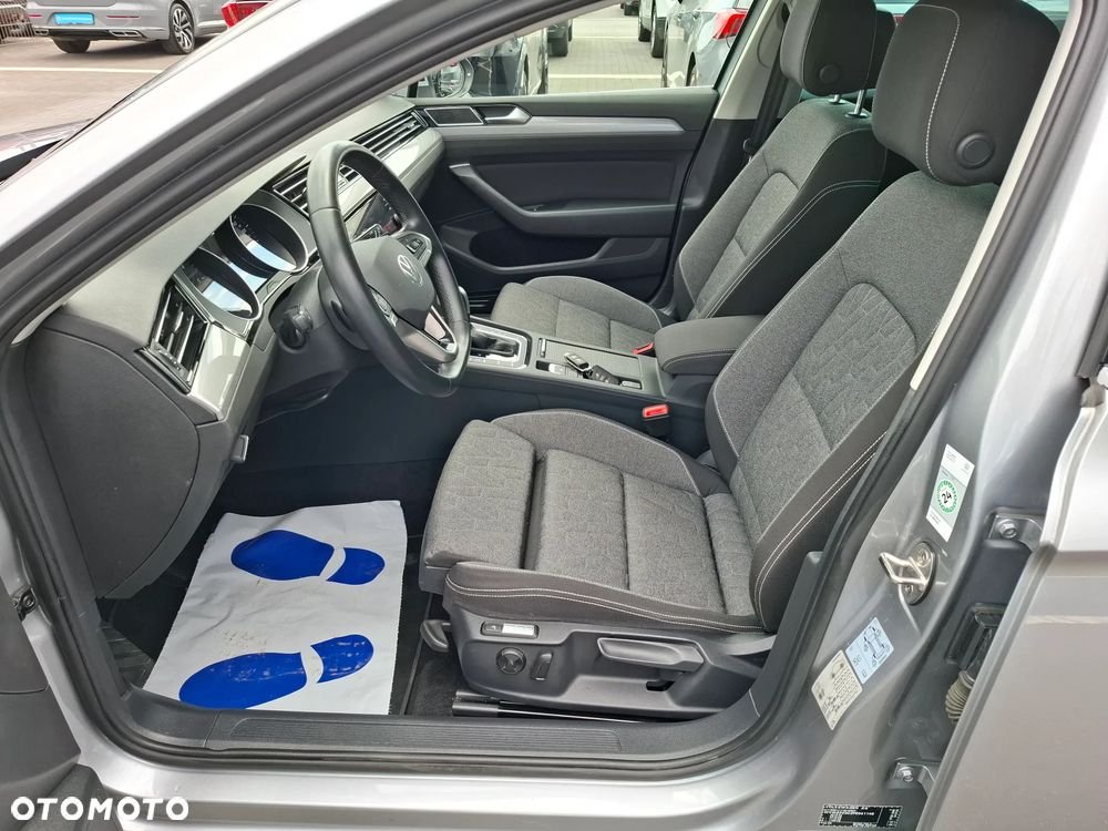 Volkswagen Passat 2.0 TDI EVO Business DSG - 10