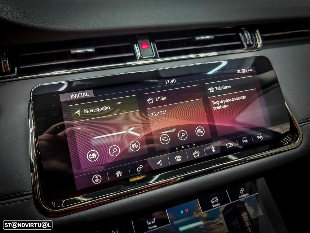 Land Rover Range Rover Evoque P300e R-Dynamic SE - 35