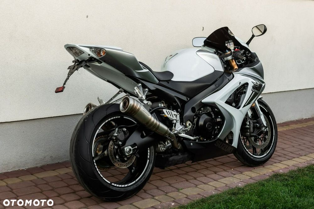 Suzuki GSX-R - 3