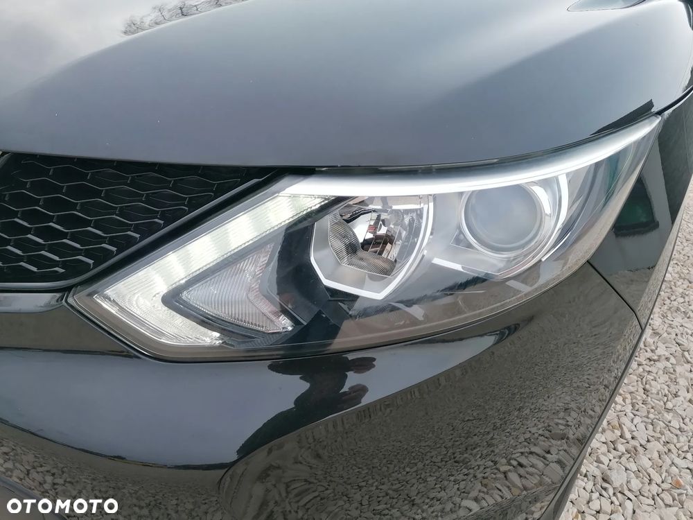 Nissan Qashqai 1.5 dCi DPF acenta - 24