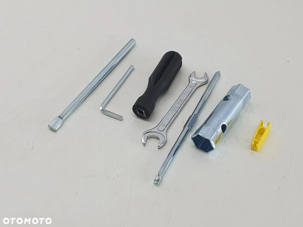KLUCZE ZESTAW KIT   YAMAHA XSR 125 - 5