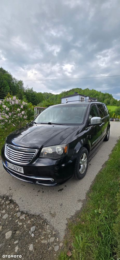 Chrysler Town & Country 3.6 Limited - 1