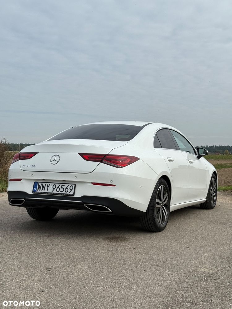 Mercedes-Benz CLA 180 Progressive 7G-DCT - 15