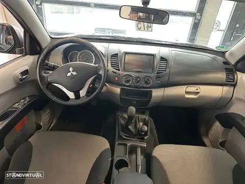 Mitsubishi L200 2.5 DI-D CD Intense 4WD - 4