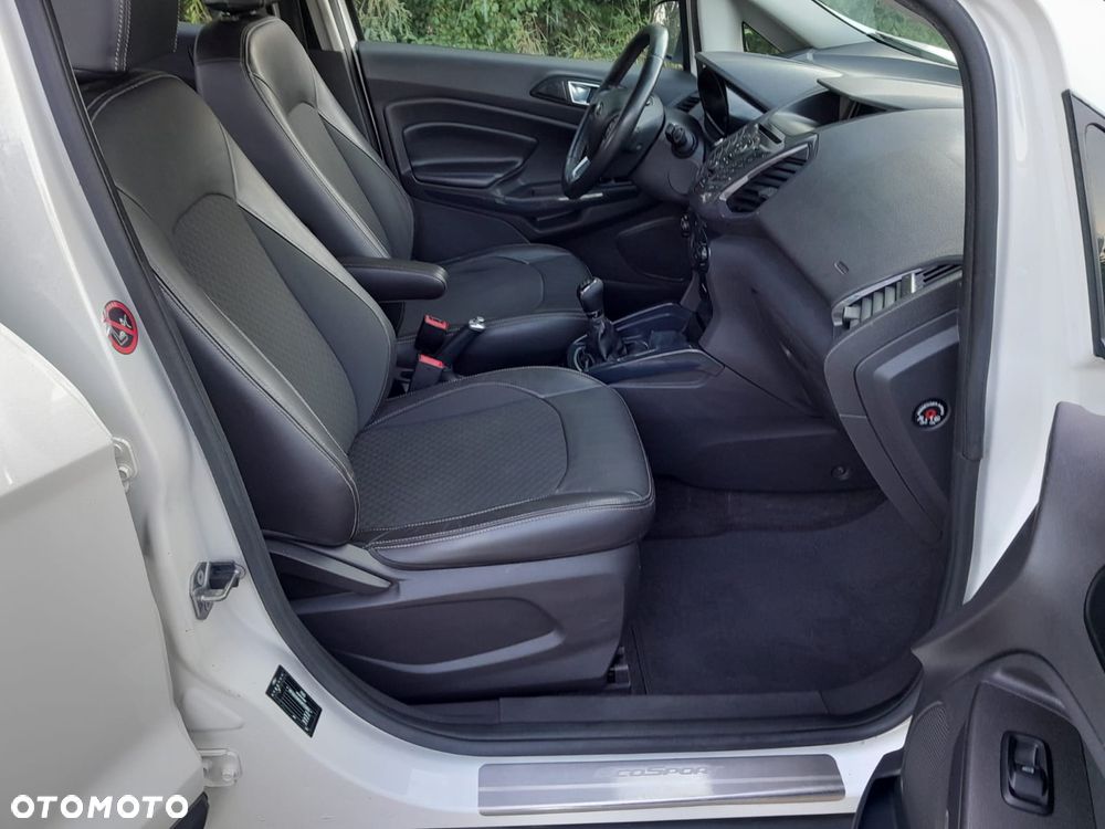 Ford EcoSport 1.5 TDCi TITANIUM - 6