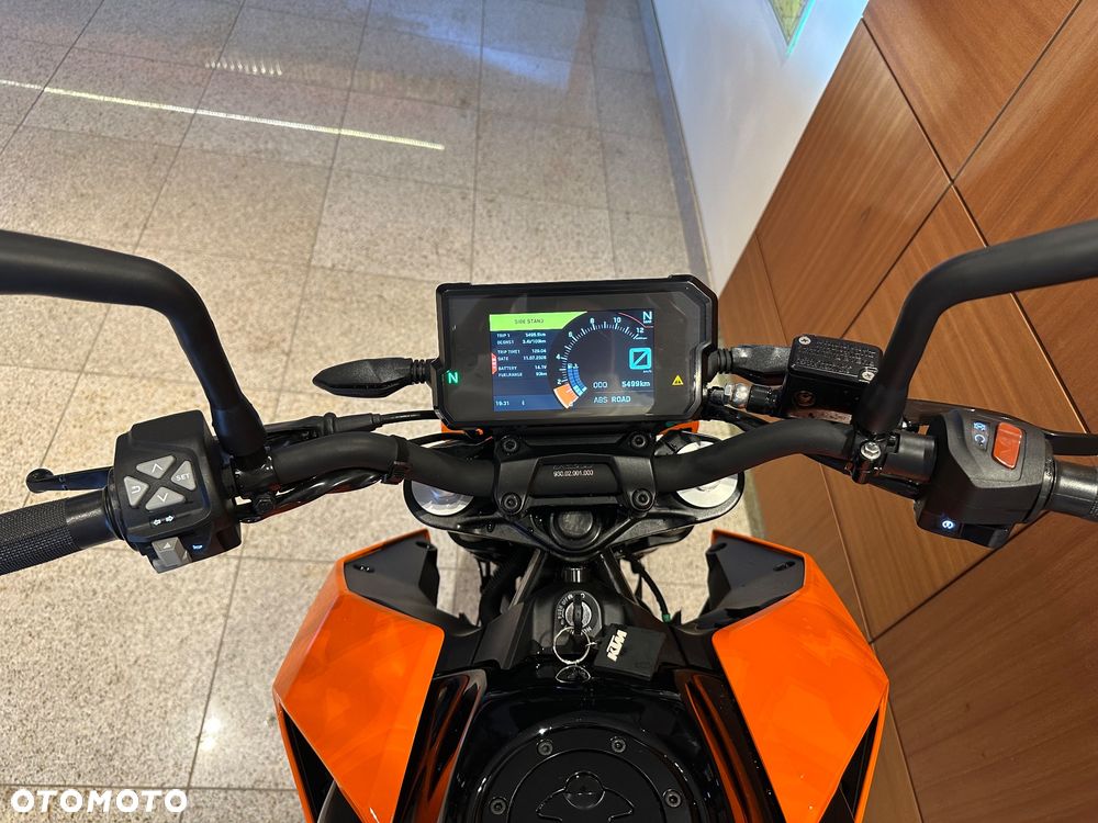 KTM Duke 125 - 5