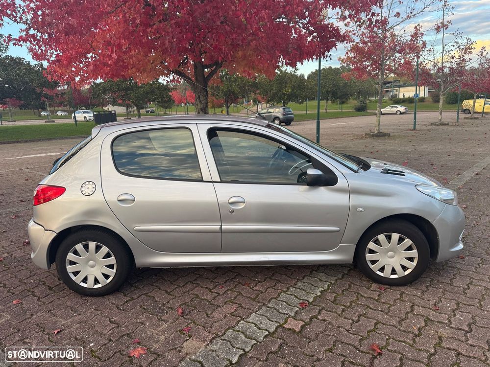 Peugeot 206+ 1.1 Urban - 4