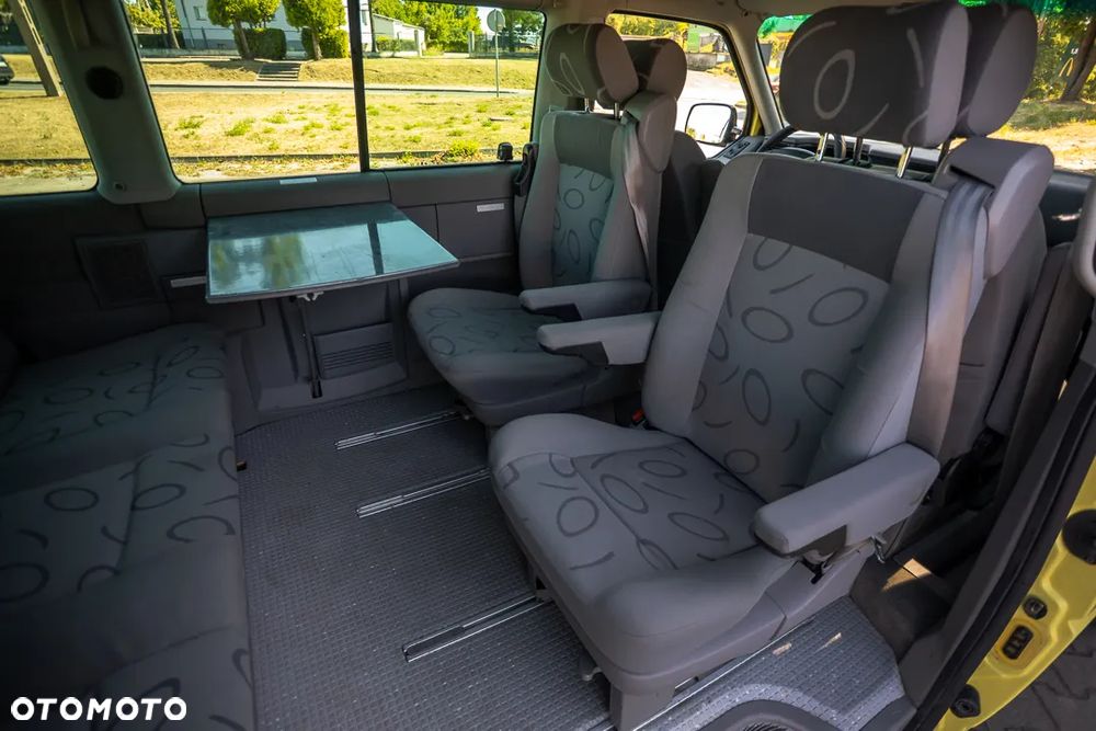 Volkswagen Multivan TDI - 19