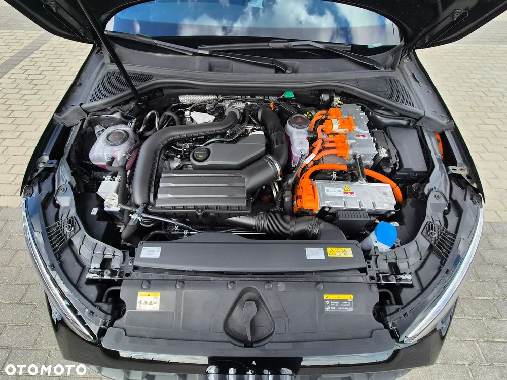 Audi A3 Sportback 40 TFSIe S tronic - 14