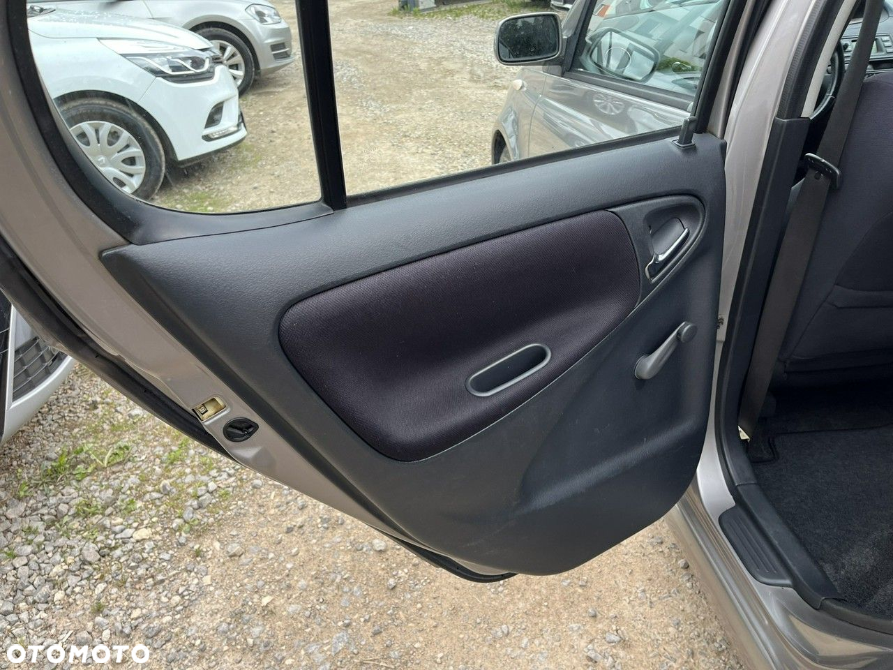 Toyota Yaris 1.5 TS - 26