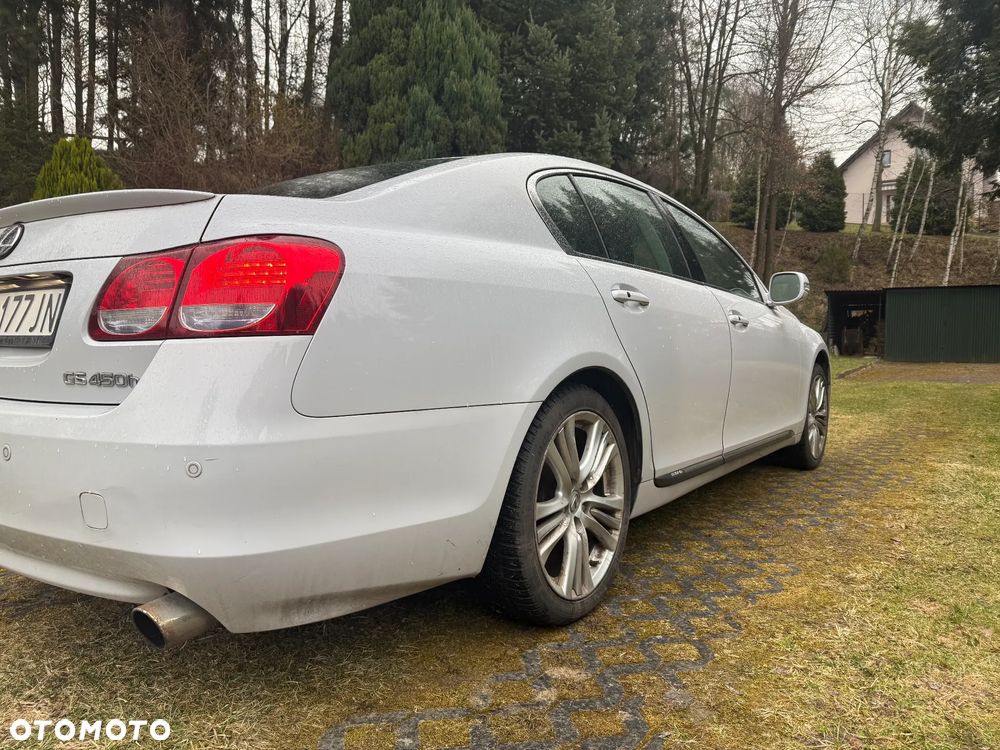 Lexus GS - 4