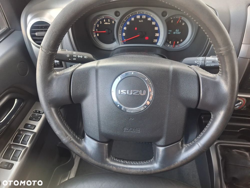 Isuzu D-Max 4x4 Double Cab Custom - 32