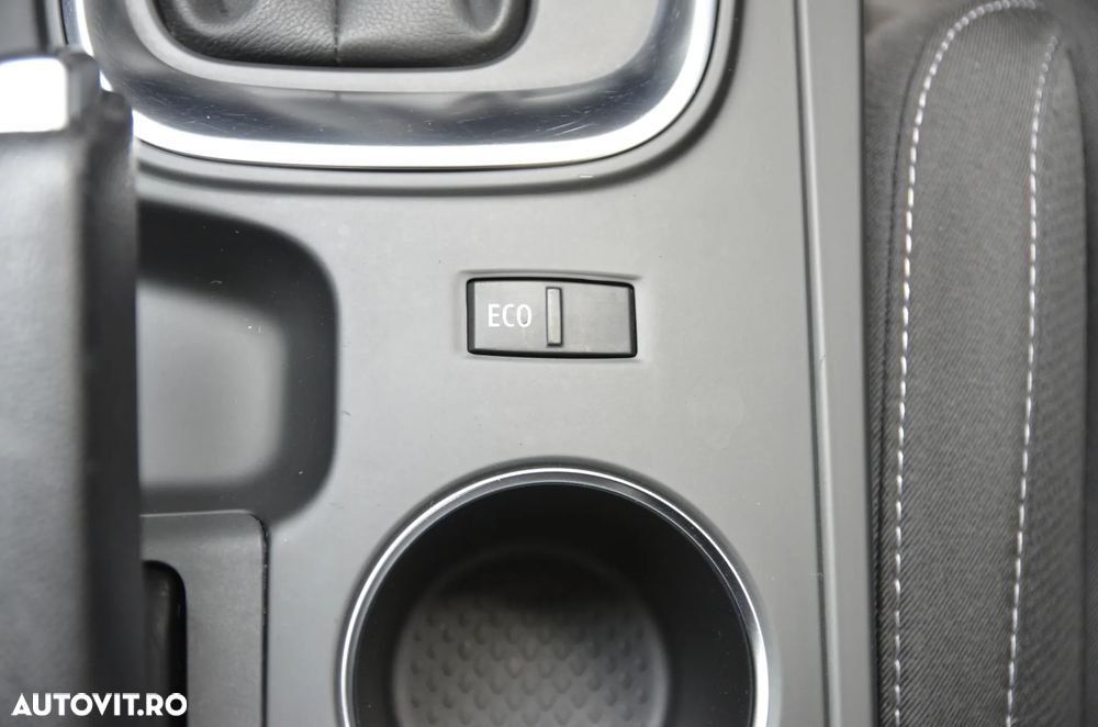 Renault Megane BLUE dCi 115 EDC BUSINESS EDITION - 34