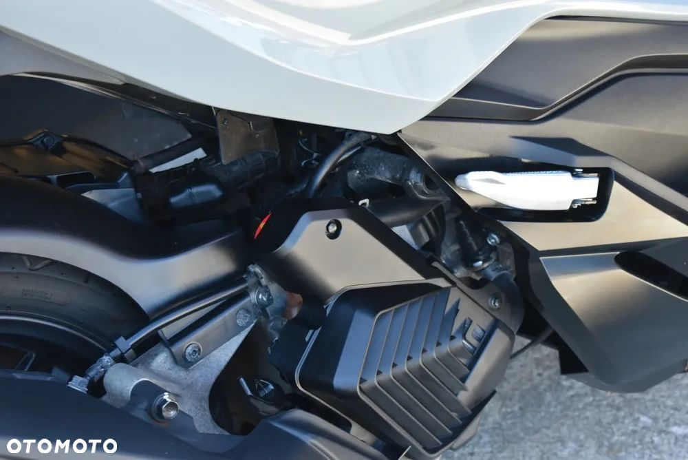 Honda NSS - 31