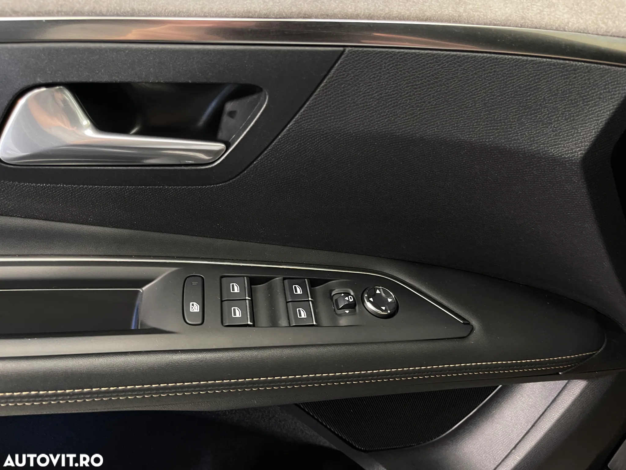 Peugeot 3008 PHEV EAT8 GT Pack - 24