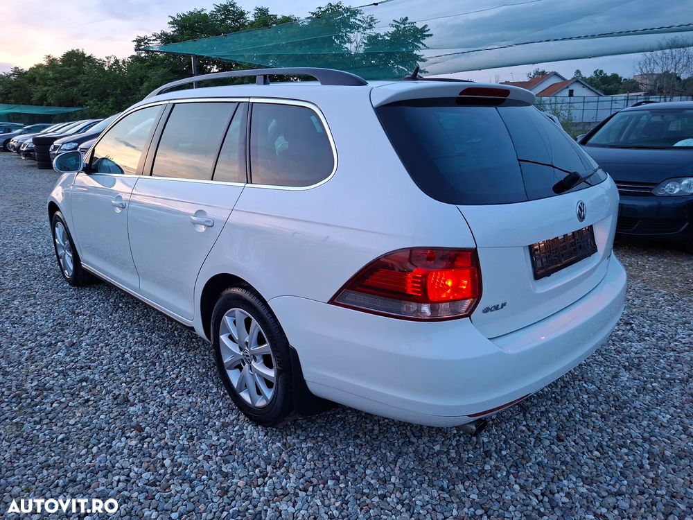 Volkswagen Golf - 5