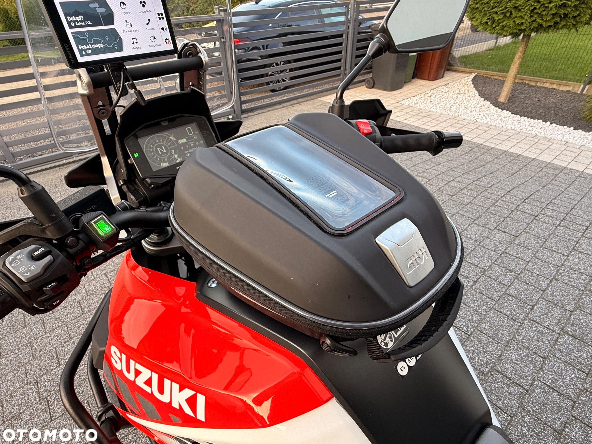 Suzuki DL - 15