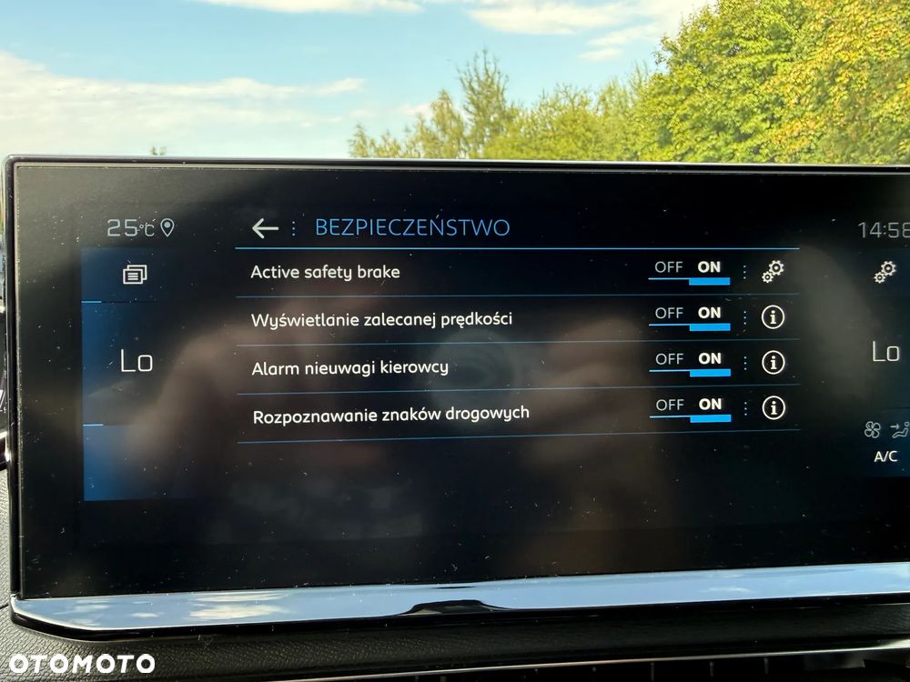 Peugeot 3008 1.2 PureTech Allure S&S EAT8 - 15
