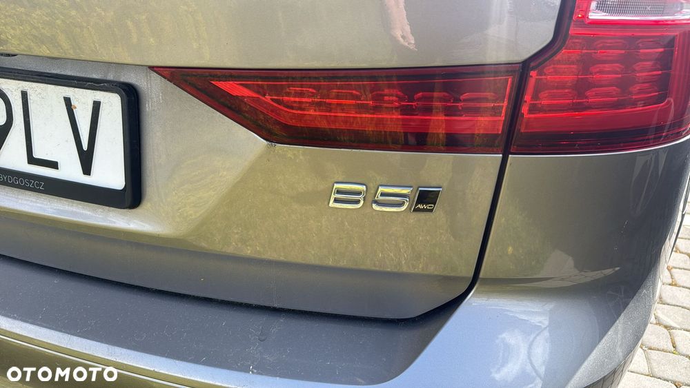Volvo V60 Cross Country B5 B AWD - 8