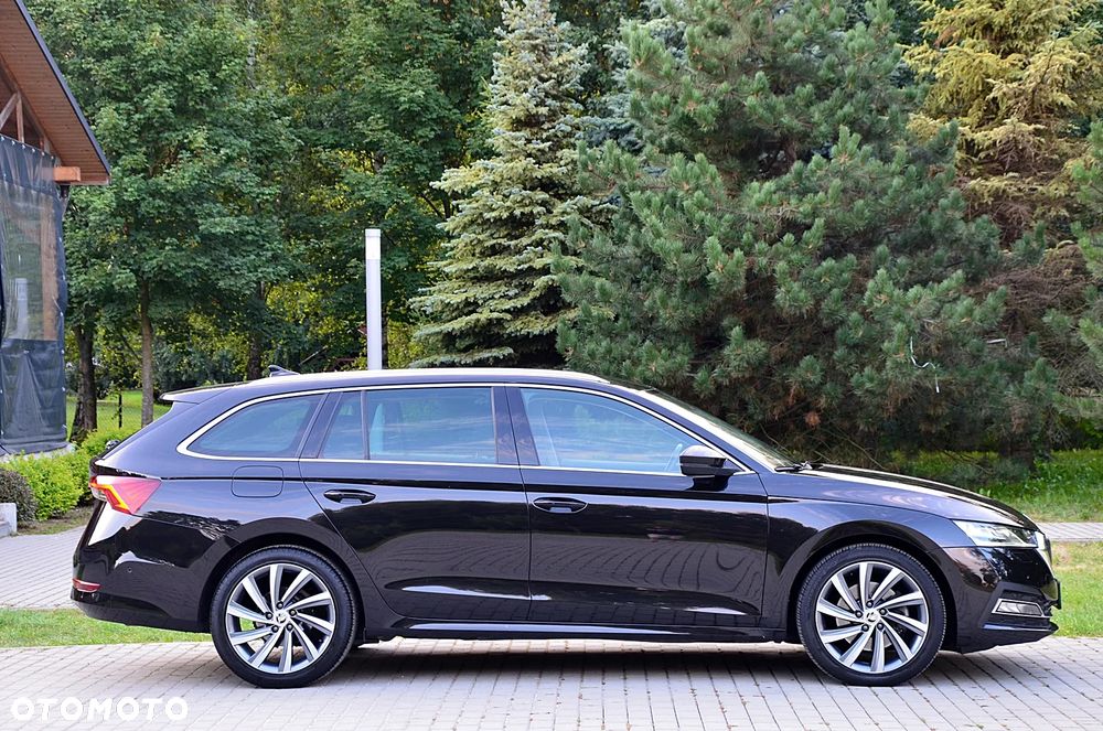 Skoda Octavia 2.0 TDI DSG First Edition - 8
