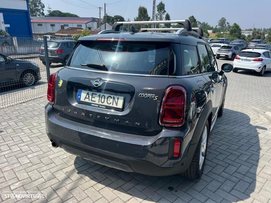 MINI Countryman Cooper SE Premium Essential Auto - 3