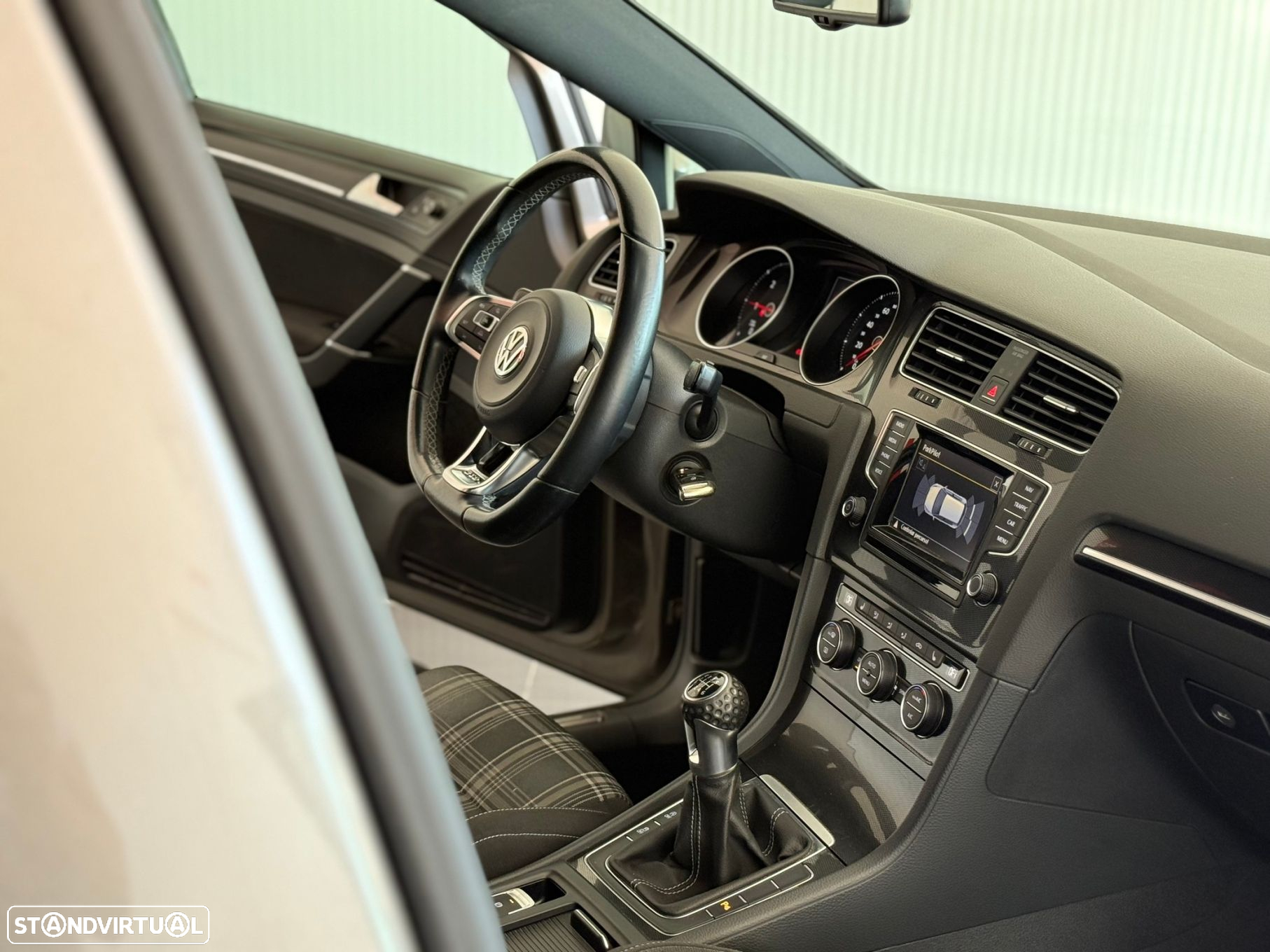 VW Golf 2.0 TDi GTD - 25