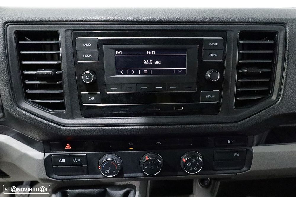 VW crafter 35 2.0 tdi l3h3 médio ta - 6