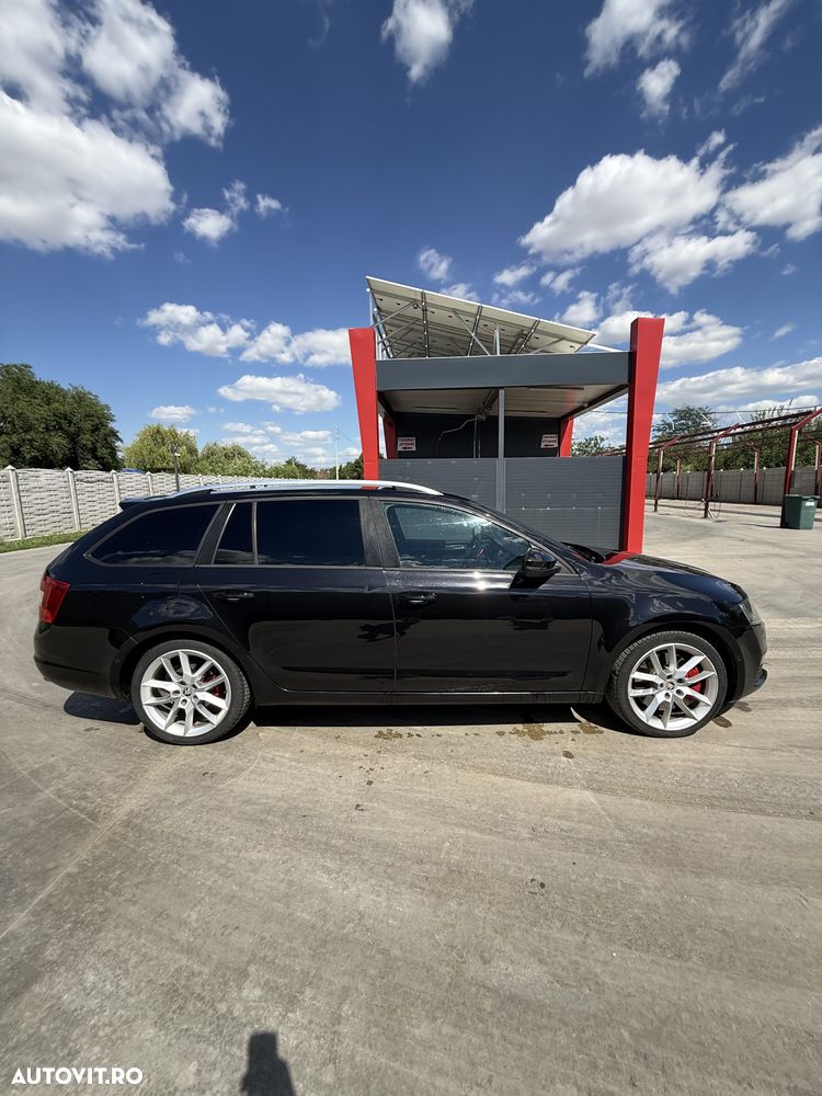 Skoda Octavia 2.0 TDI DSG RS - 5