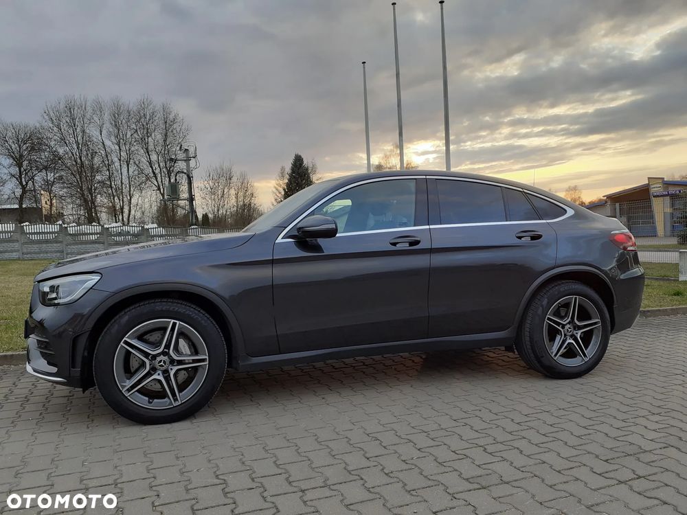 Mercedes-Benz GLC 200 4Matic 9G-TRONIC AMG Line - 12