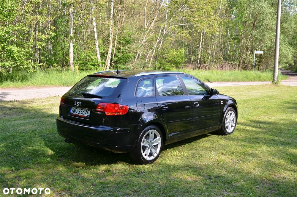 Audi A3 Sportback 2.0 TDI Ambiente - 6