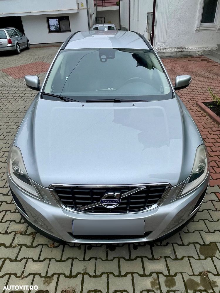Volvo XC 60 2.4D AWD Momentum - 7