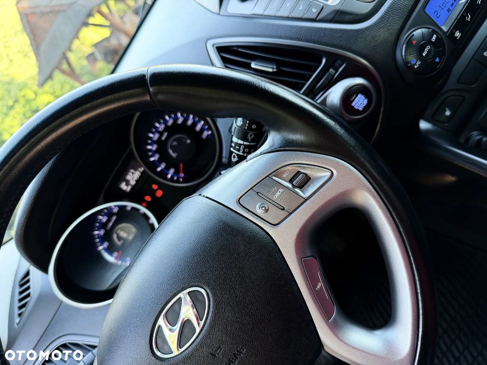 Hyundai ix35 blue 1.6 2WD Finale Gold - 24