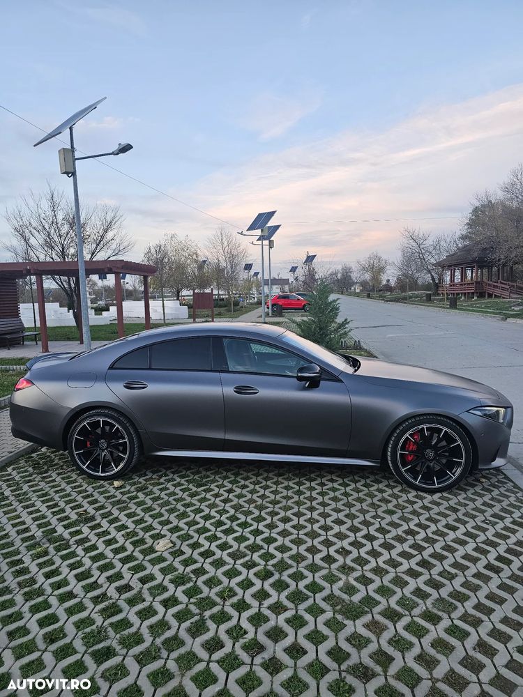 Mercedes-Benz CLS - 4