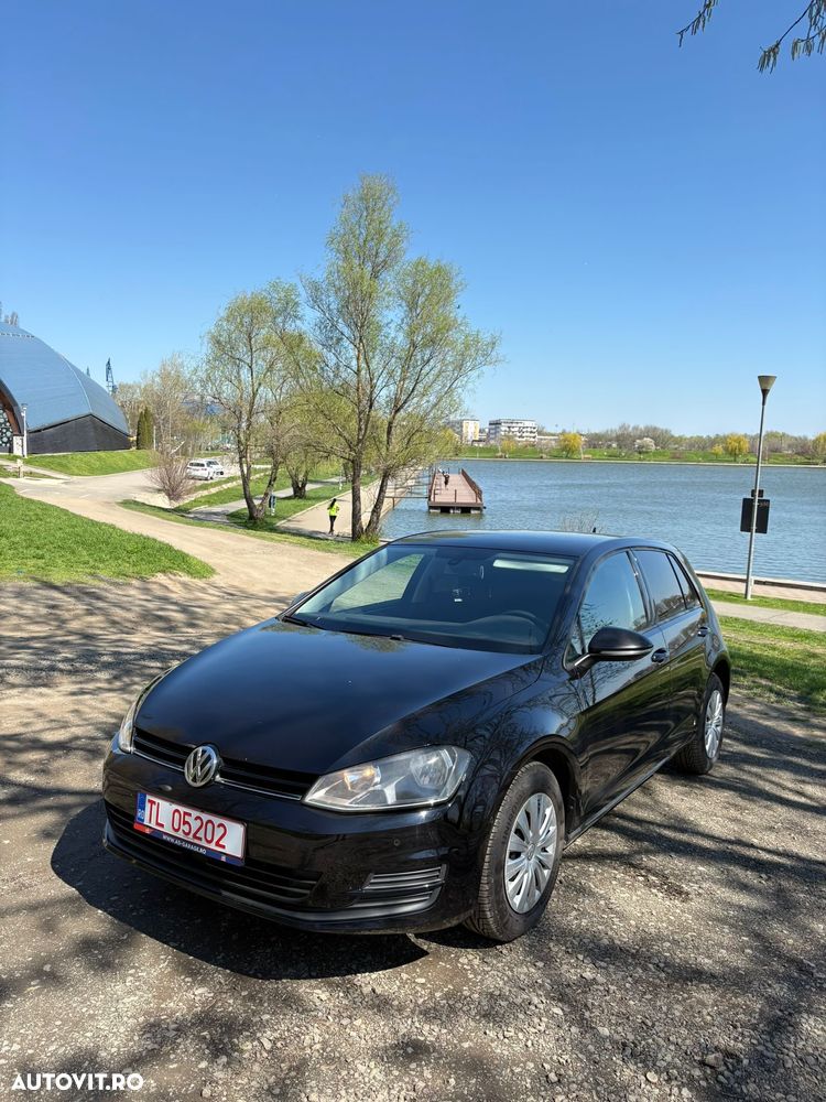 Volkswagen Golf 1.6 TDI DPF Comfortline - 2