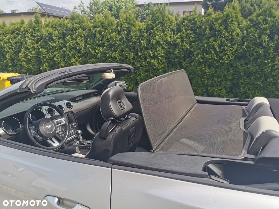 Ford Mustang 2.3 EcoBoost - 9