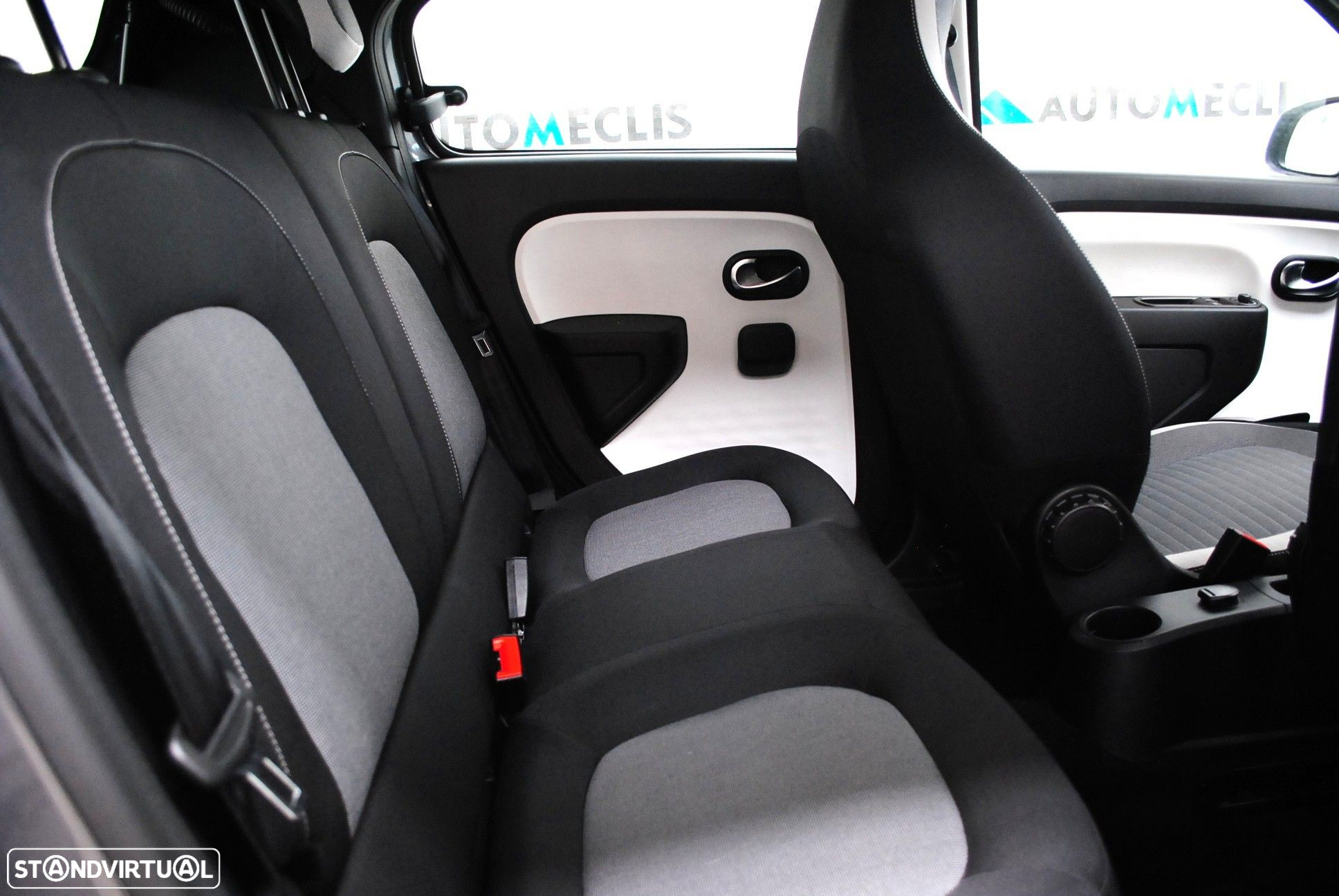 Renault Twingo 1.0 SCe Equilibre - 20