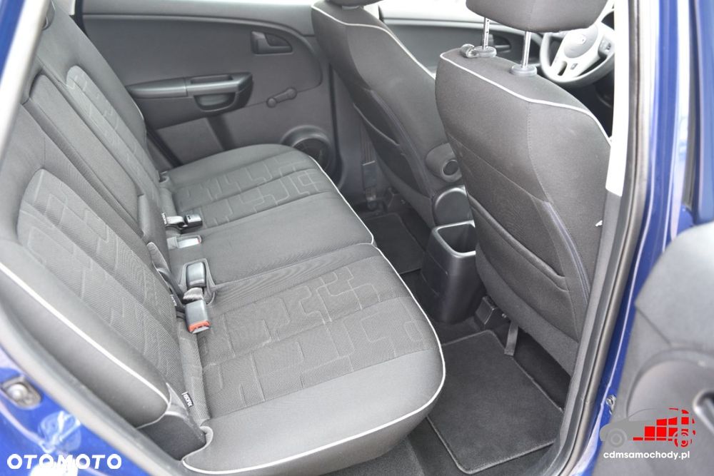 Kia Venga - 20