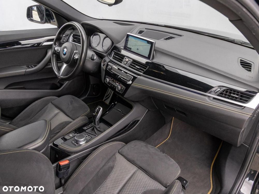 BMW X2 - 10