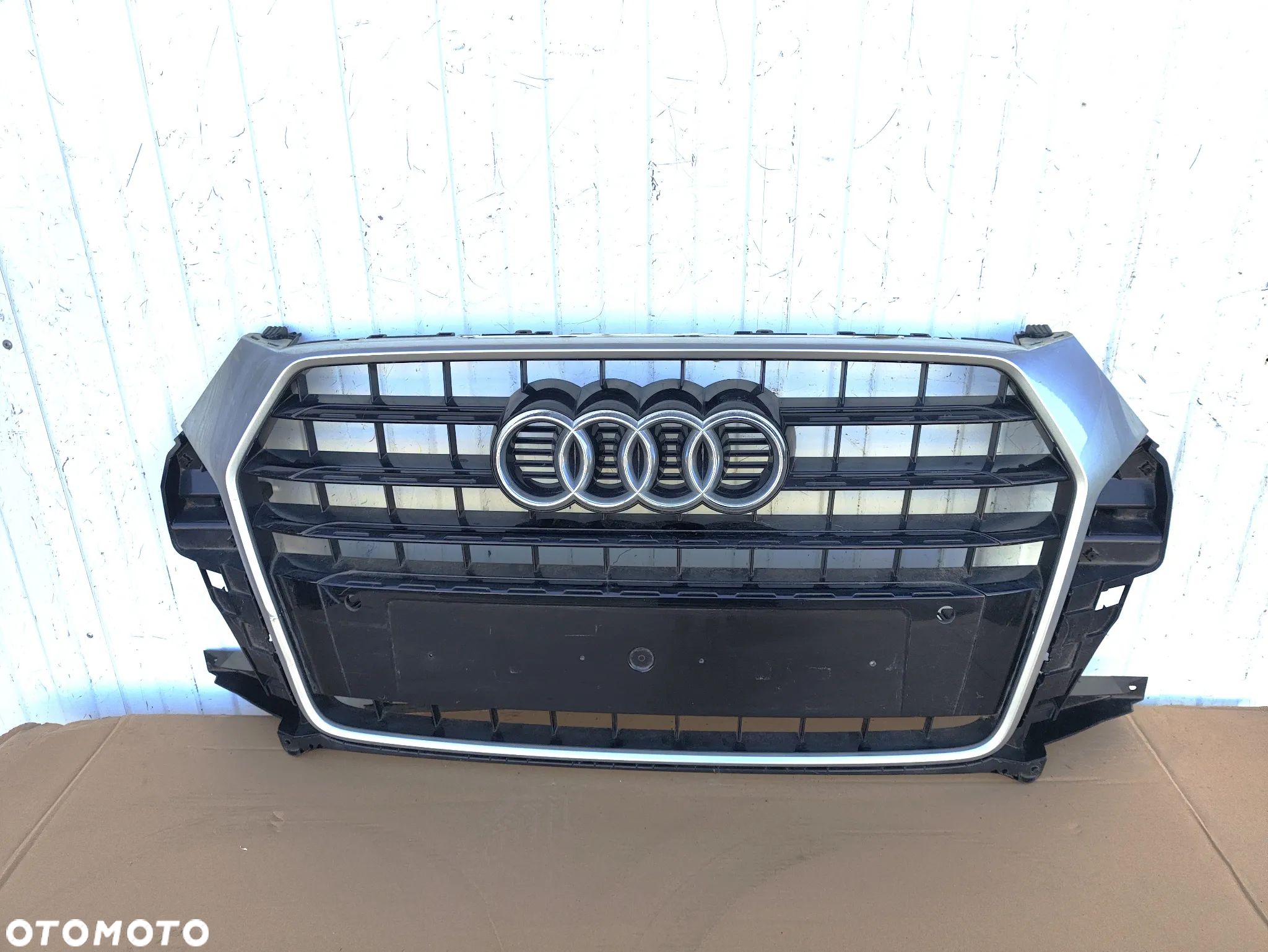 AUDI Q3 LIFT S LINE 15-18 GRILL ATRAPA - 1
