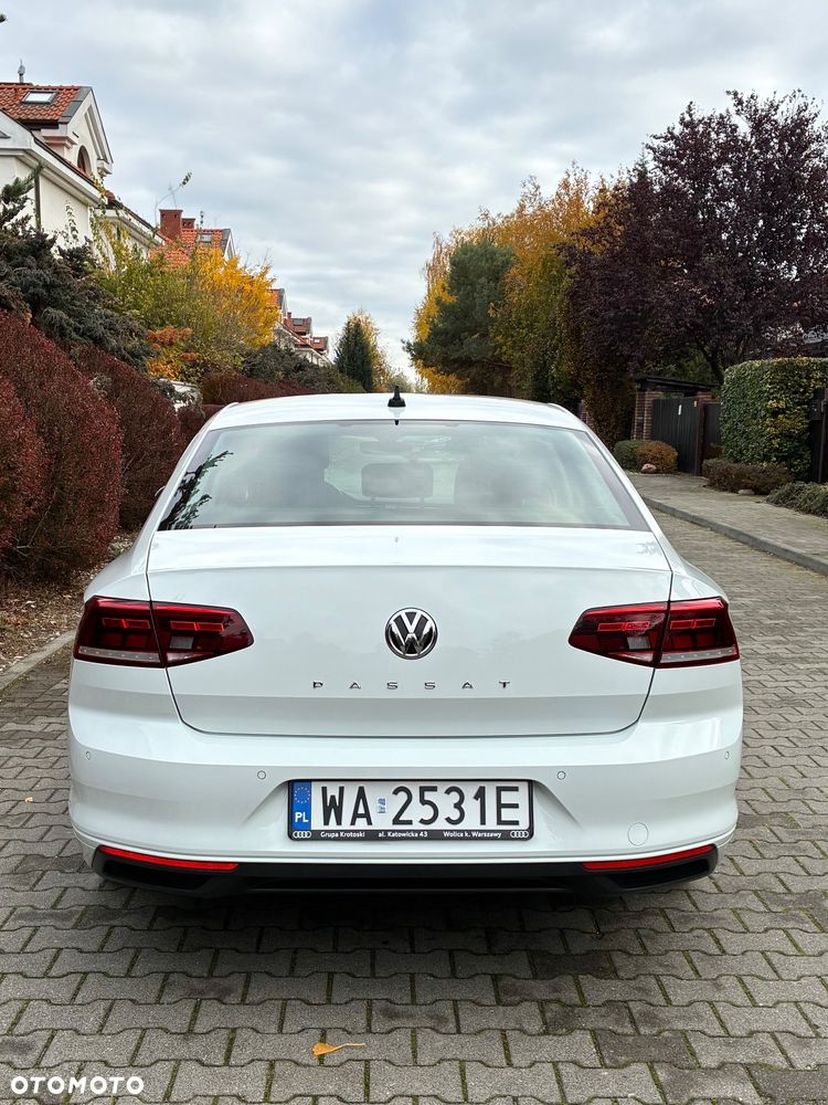 Volkswagen Passat 2.0 TDI EVO Business DSG - 6
