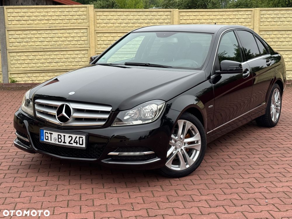 Mercedes-Benz Klasa C 180 BlueEFFICIENCY 7G-TRONIC Avantgarde - 4