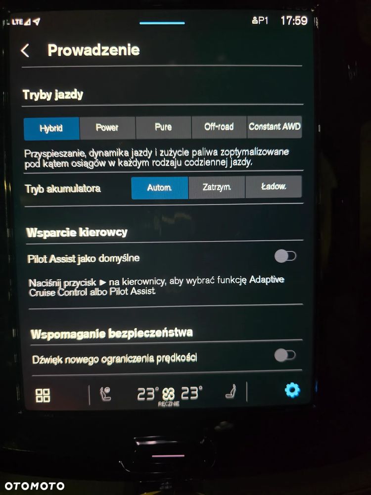 Volvo XC 60 T6 Plug-In Hybrid AWD Plus Dark - 21