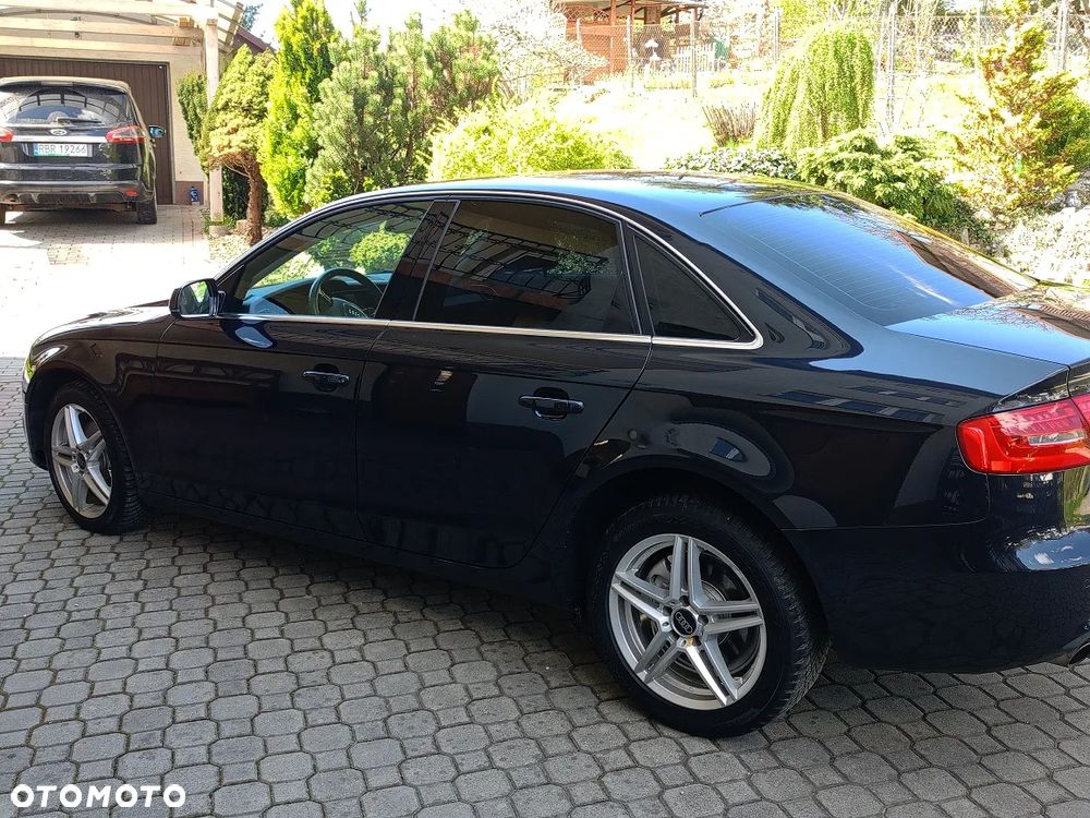 Audi A4 Limousine 2.0 TDI DPF multitronic Ambiente - 3