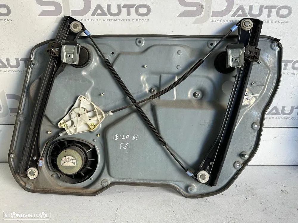 Elevador Frente Direito / Esquerdo - Seat Ibiza 6L - 4