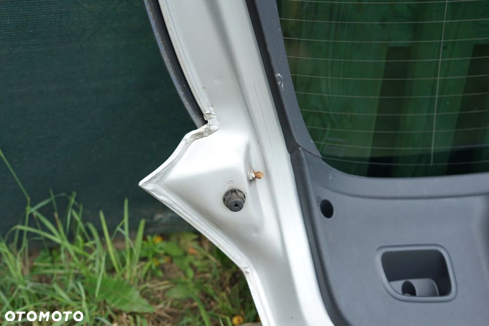 Klapa bagażnika tył Renault Megane III Coupe 3d TED69 - 12